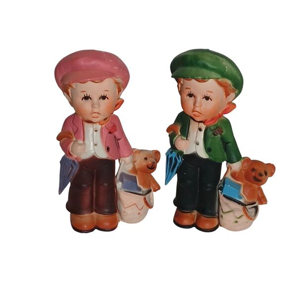 2 Vintage Plastic Boy Figurines Umbrella Bag with Teddy Bear Hong Kong - Picture 13 of 13